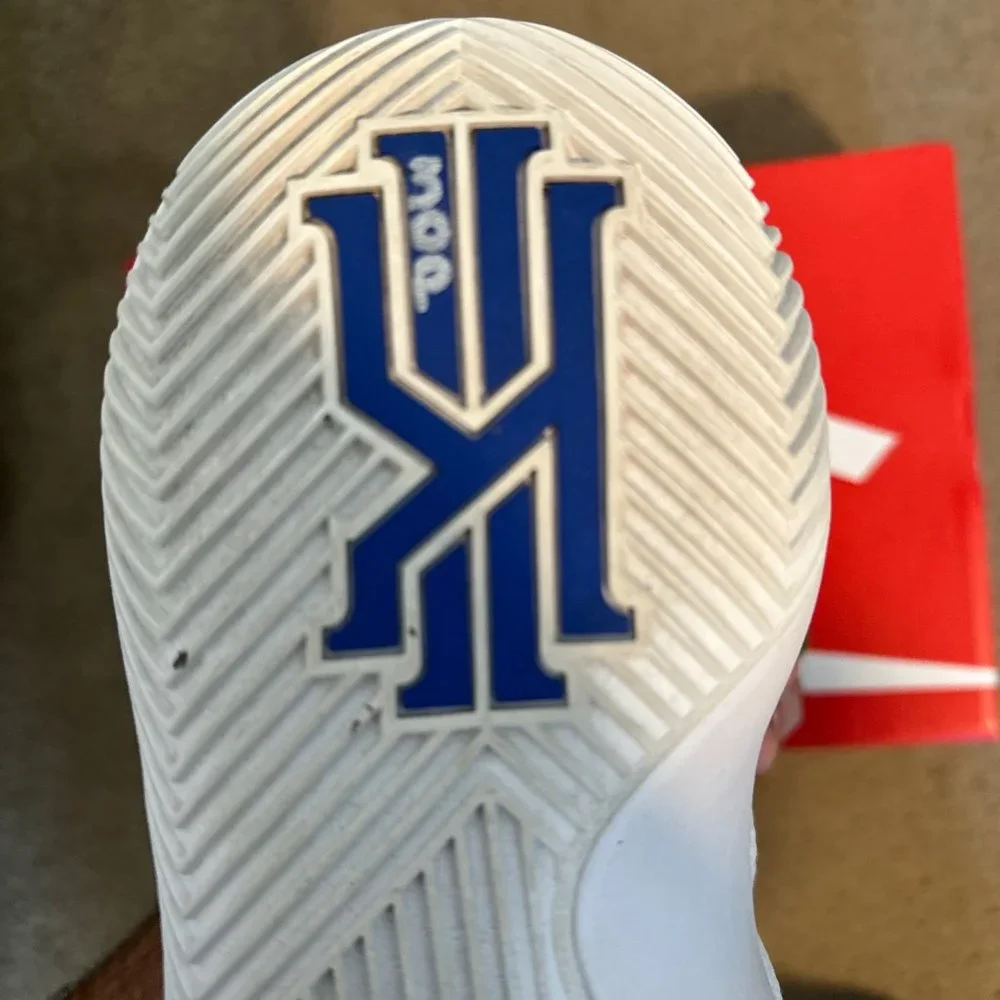 Nike Kyrie 2 Kyrache - Size:10 - Picture 4 of 5